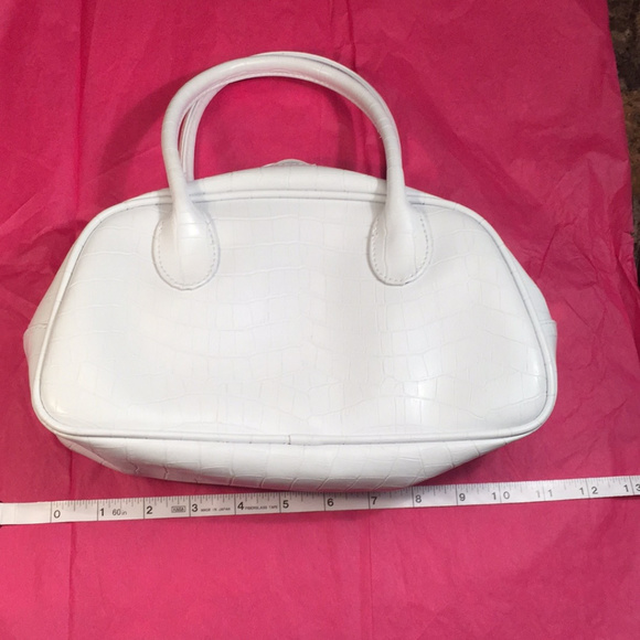 Estee Lauder white purse makeup bag - Picture 5 of 8